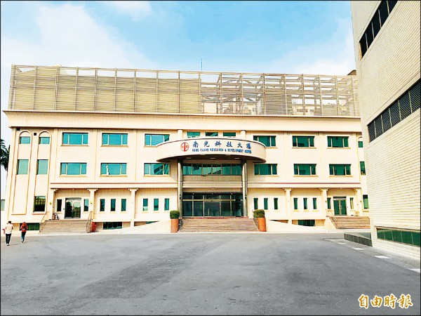 <人物專訪>生醫產業一姊王玉杯 用品質搶市場